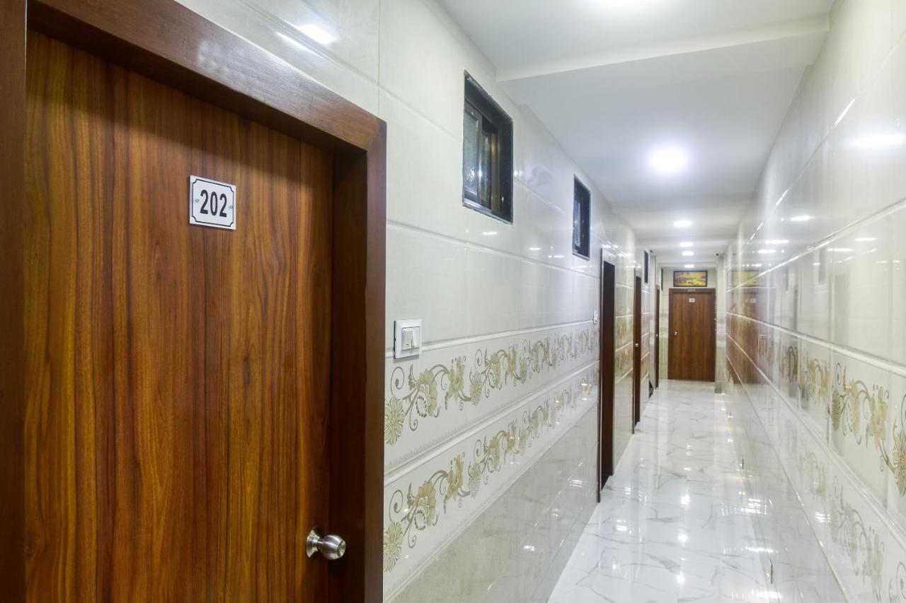 Oyo 63295 T Junction Residency Mumbai Exterior photo